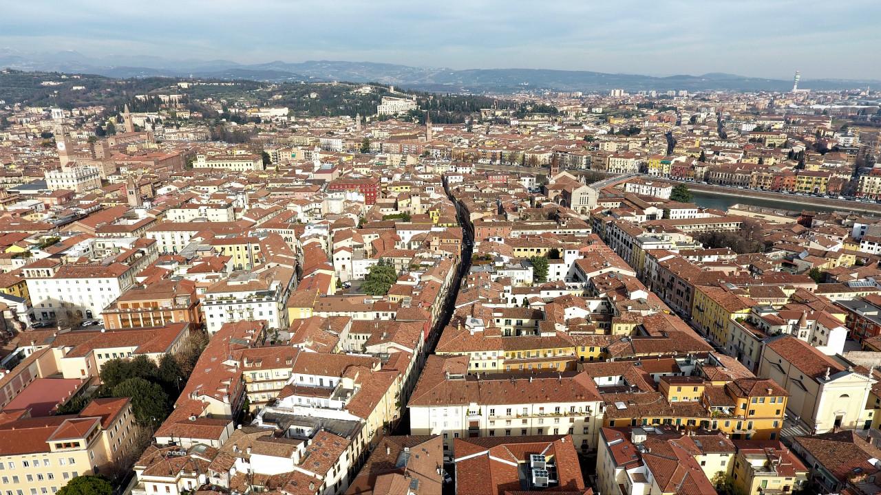 Palazzo in vendita a Verona