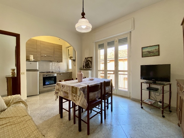 3-room flat in Via Silvio Pellico 20, Alba - Photo 1