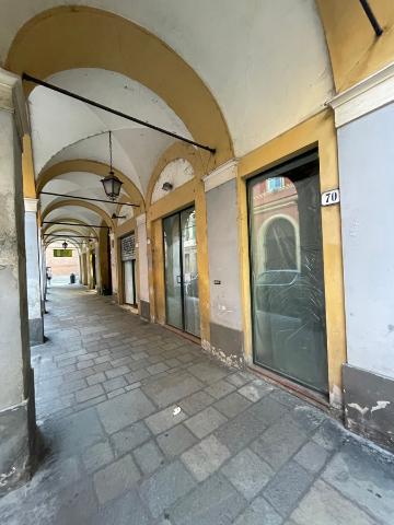 Geschäft in Via Canalino  72, Modena - Foto 1