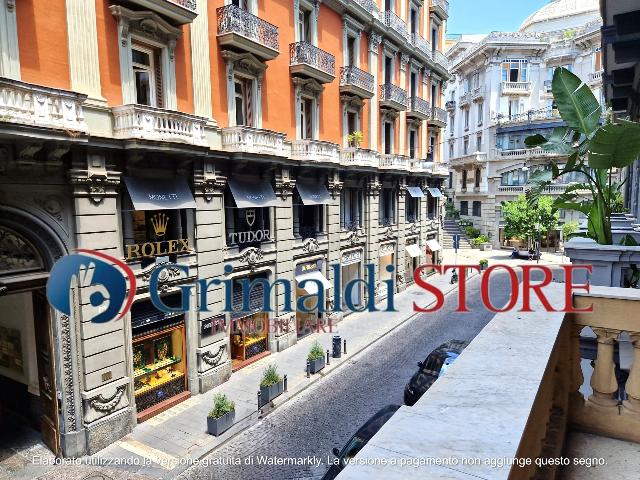 Quadrilocale in Via dei Mille 25, Napoli - Foto 1