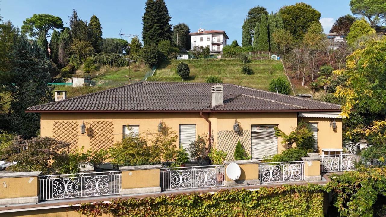 Villa in vendita a Bulciago