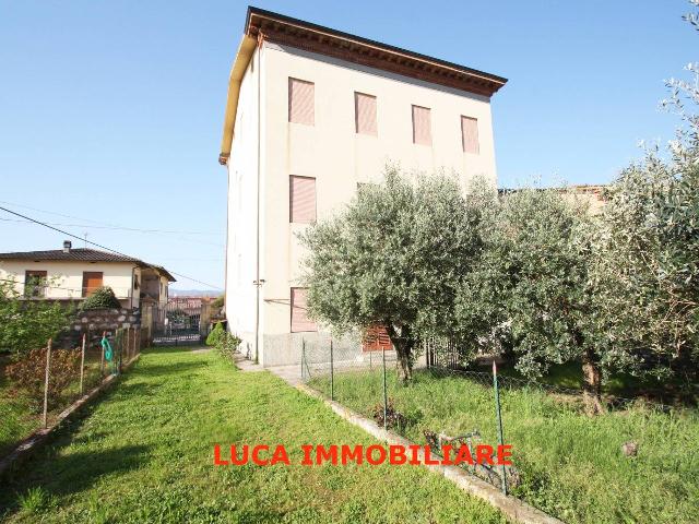 Detached house in Via dei Marzi 474, Lucca - Photo 1