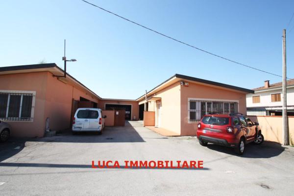 Magazzino in Via Crociale del Sarto 1, Ponte Buggianese, {3} - Foto 1