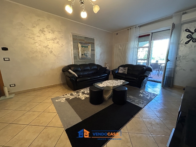 4-room flat in Viale Masera 50, Alba - Photo 1