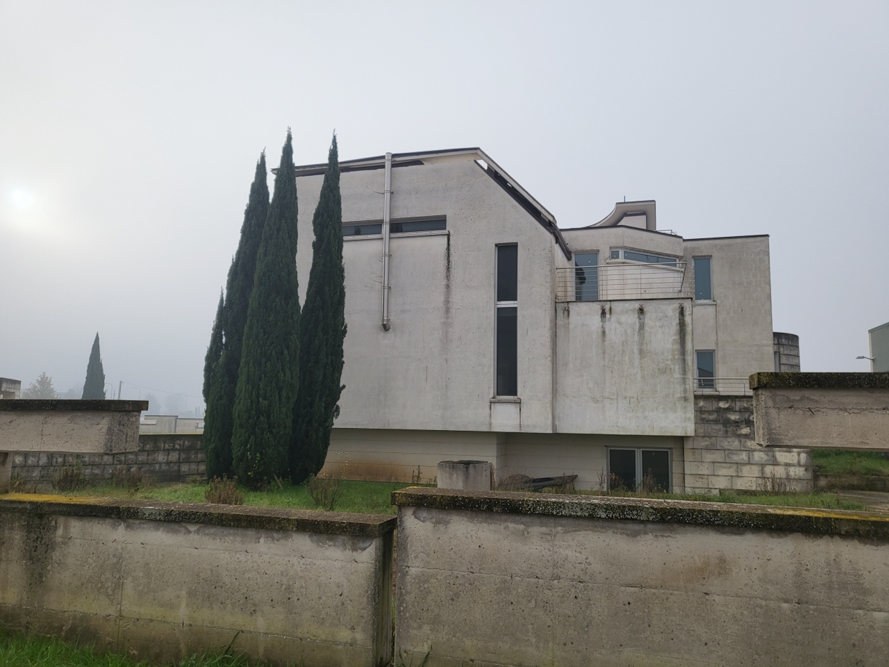 Palazzina uffici in vendita a San Salvatore Telesino