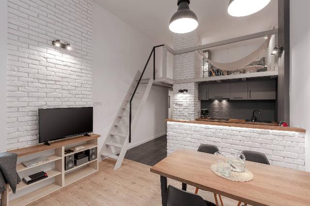 Loft in {3}, Viale Regina Margherita - Photo 1