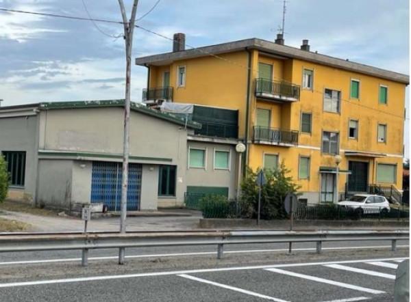 Appartamento in vendita a Besozzo