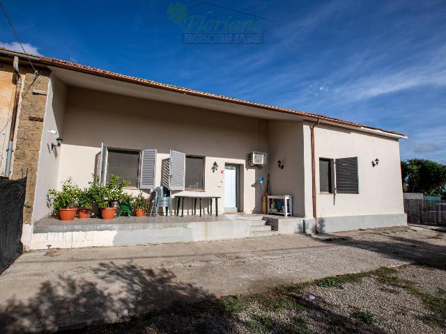 Country house or cottage in {3}, Località Belvedere - Photo 1