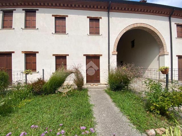 Villa a schiera in Via G. di Vittorio 49, Due Carrare - Foto 1