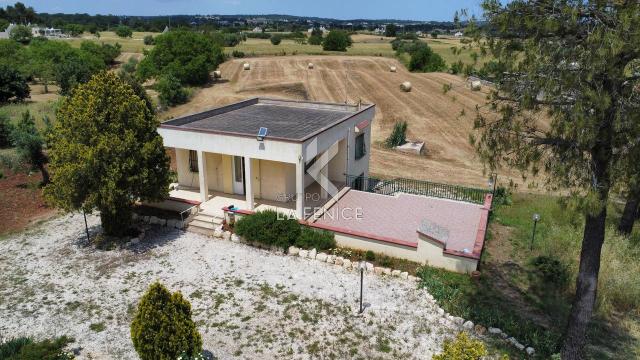 Mansion in Strada Pozzo Fornello, Martina Franca - Photo 1