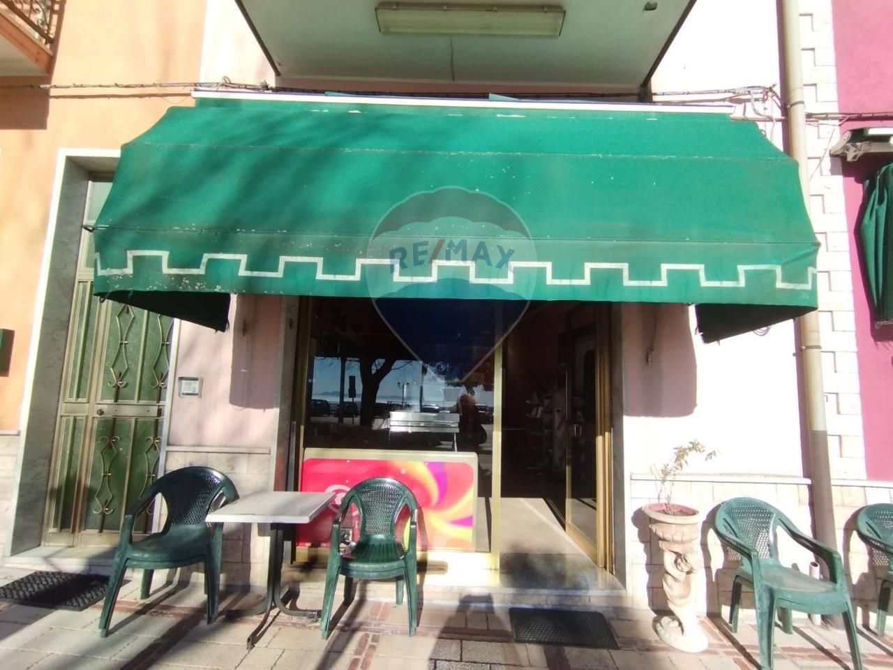 Esercizio commerciale in , Cercemaggiore, {3} - Foto 2