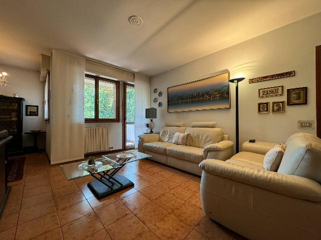 3-room flat in Largo Europa, Dalmine - Photo 1