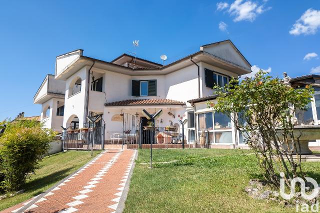 Mansion in {3}, Via Primo Maggio - Photo 1