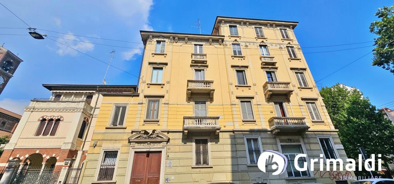 appartamento in vendita a Milano in zona Bocconi
