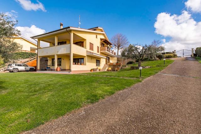 Villa in Via Codette 6, Riano - Foto 1