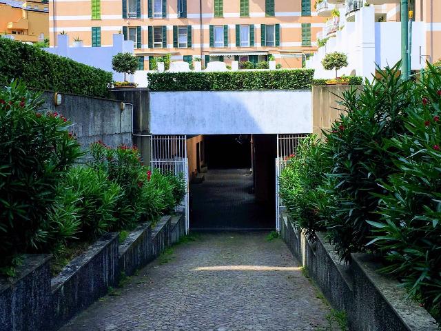 Geschäft in Piazza Camillo Golgi, Arenzano - Foto 1