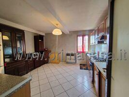 4-room flat, Novellara - Photo 1