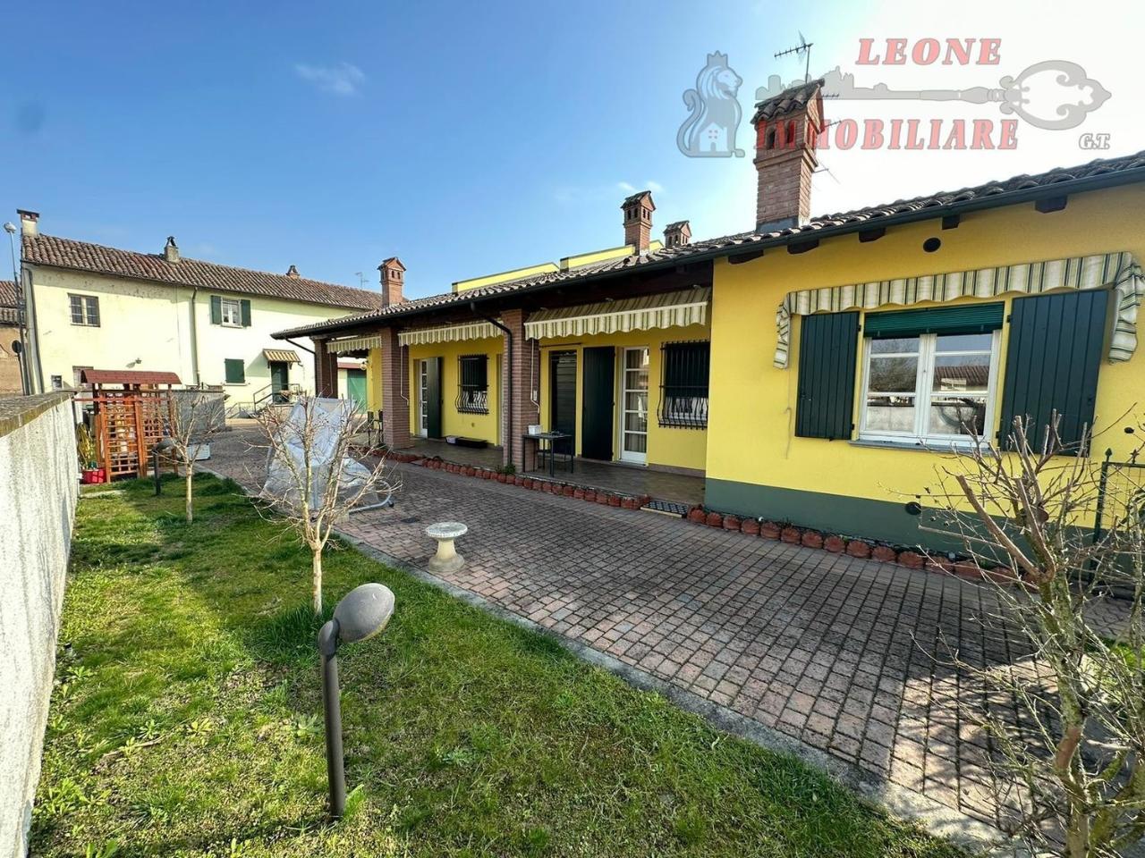 Villa in vendita a Linarolo