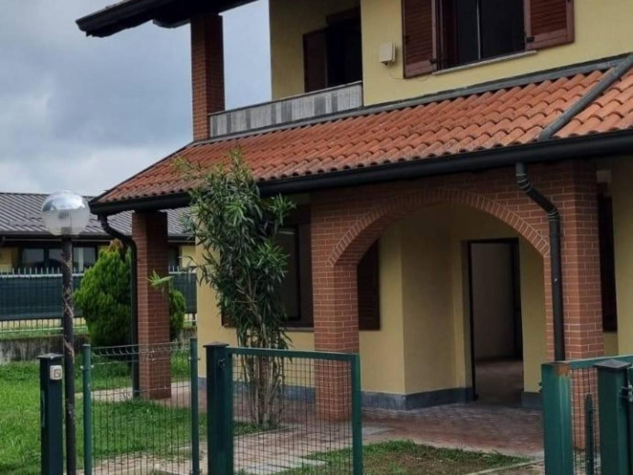 Villa a schiera in vendita a Albuzzano