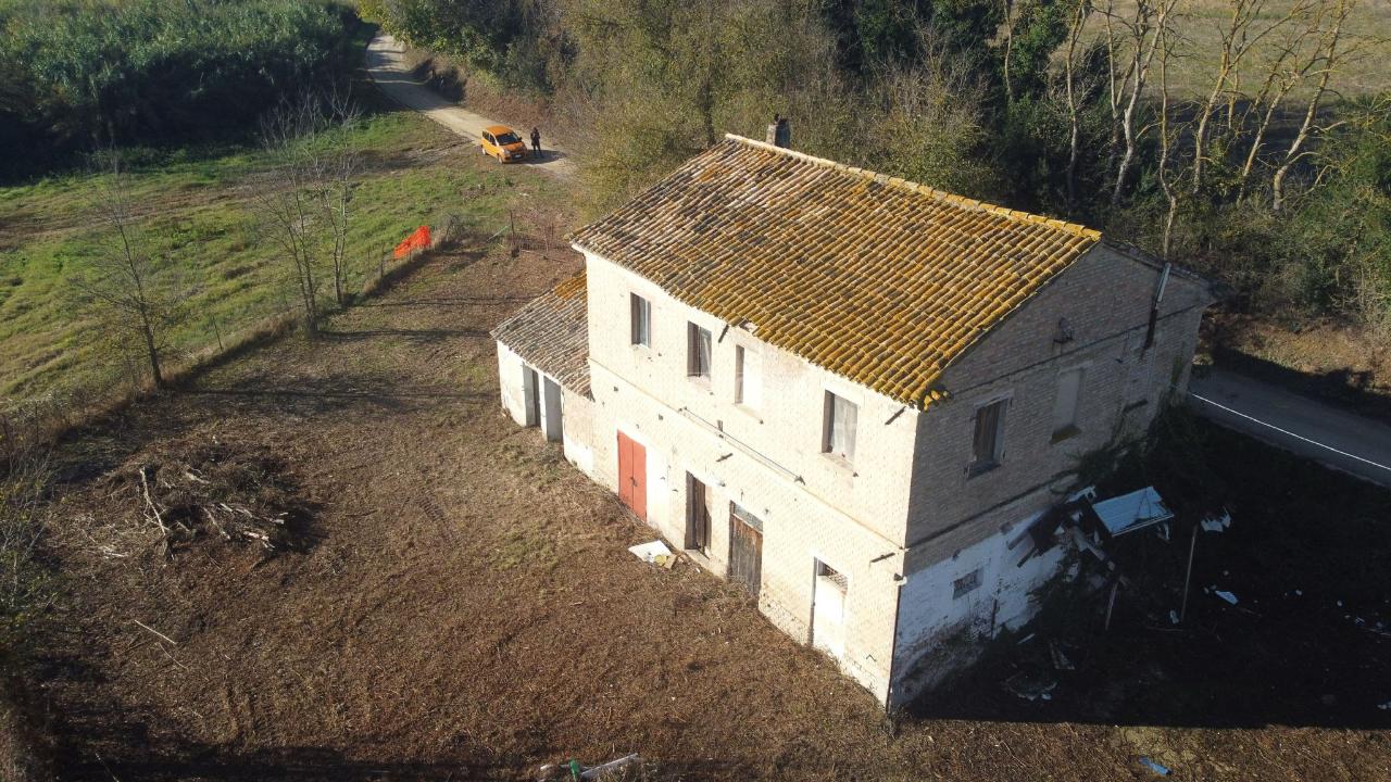 Casa colonica in vendita a Castelfidardo