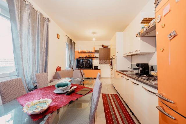 3-room flat in {3}, Vicolo del Teatro 4 - Photo 1