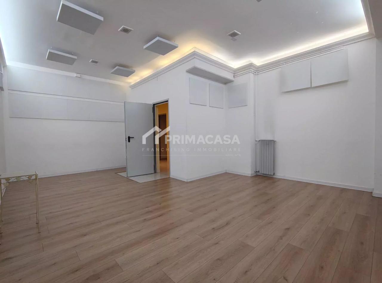 Ufficio in Via Fara, 20, Milano, {3} - Foto 2