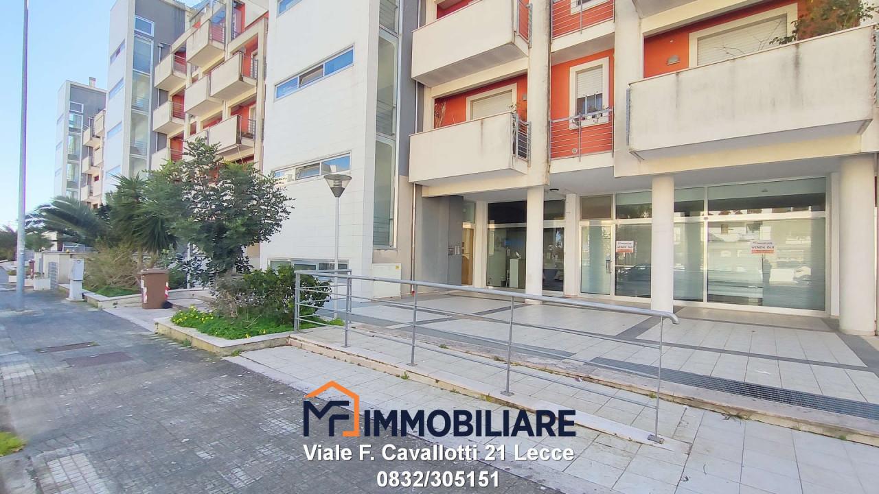 Negozio in Via Caiulo, Lecce - Foto 1