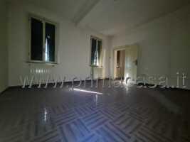 3-room flat in Via Asioli 2/C, Correggio - Photo 1