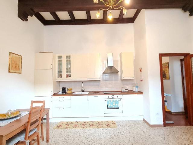 2-room flat in Via Mario Greppi, Angera - Photo 1