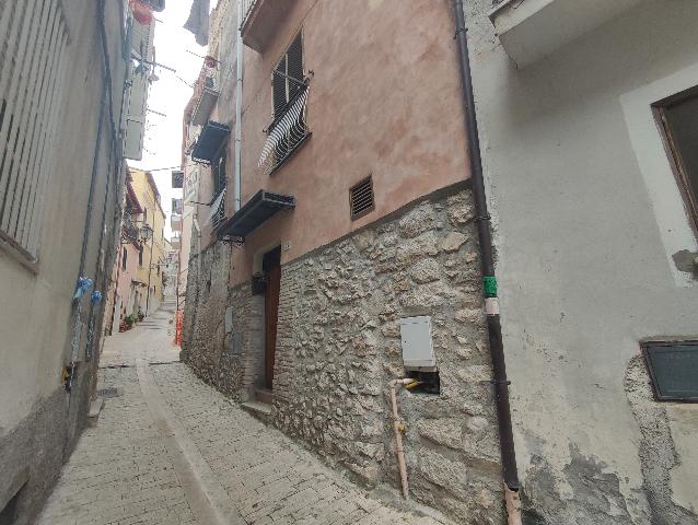 Quadrilocale in {3}, Via Sant'Antonio Abate - Foto 1