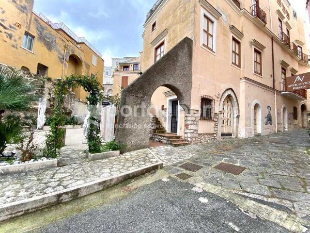 3-room flat in Via Bausan, Gaeta - Photo 1