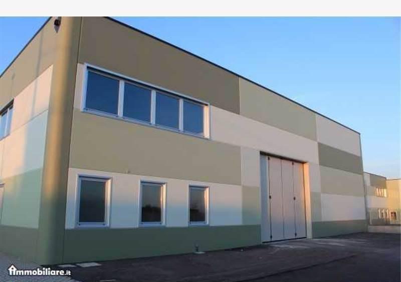 Capannone in , Buttapietra, {3} - Foto 1