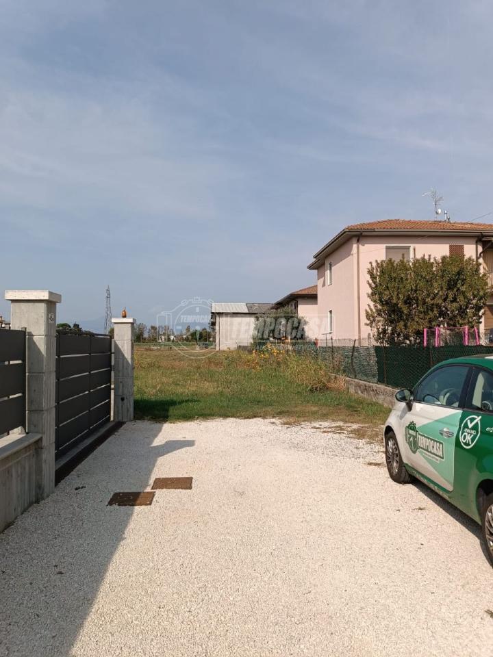 Terreno edificabile in vendita a Cazzago San Martino