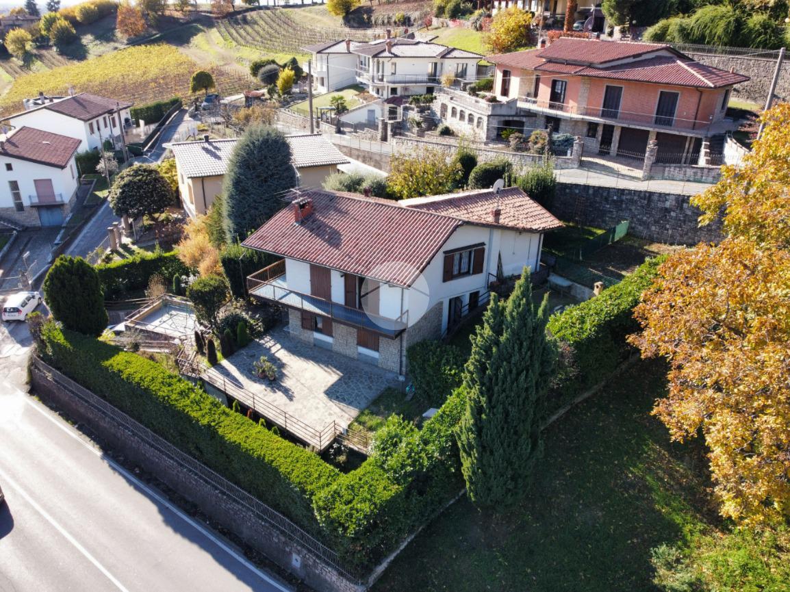 Villa in vendita a Grumello Del Monte