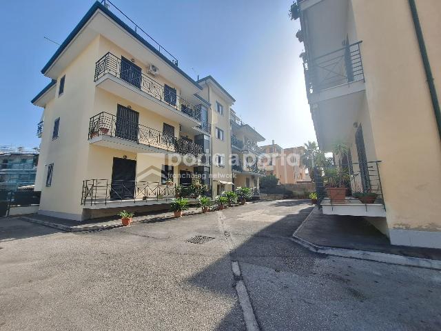 3-room flat in Via Giuseppe Garibaldi, Casapulla - Photo 1