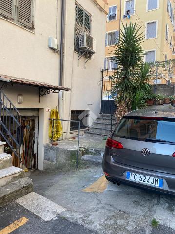 Geschäft in Via Giovanni Torti 66, Genova - Foto 1