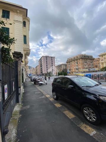 Geschäft in Via Pozzo 13, Genova - Foto 1