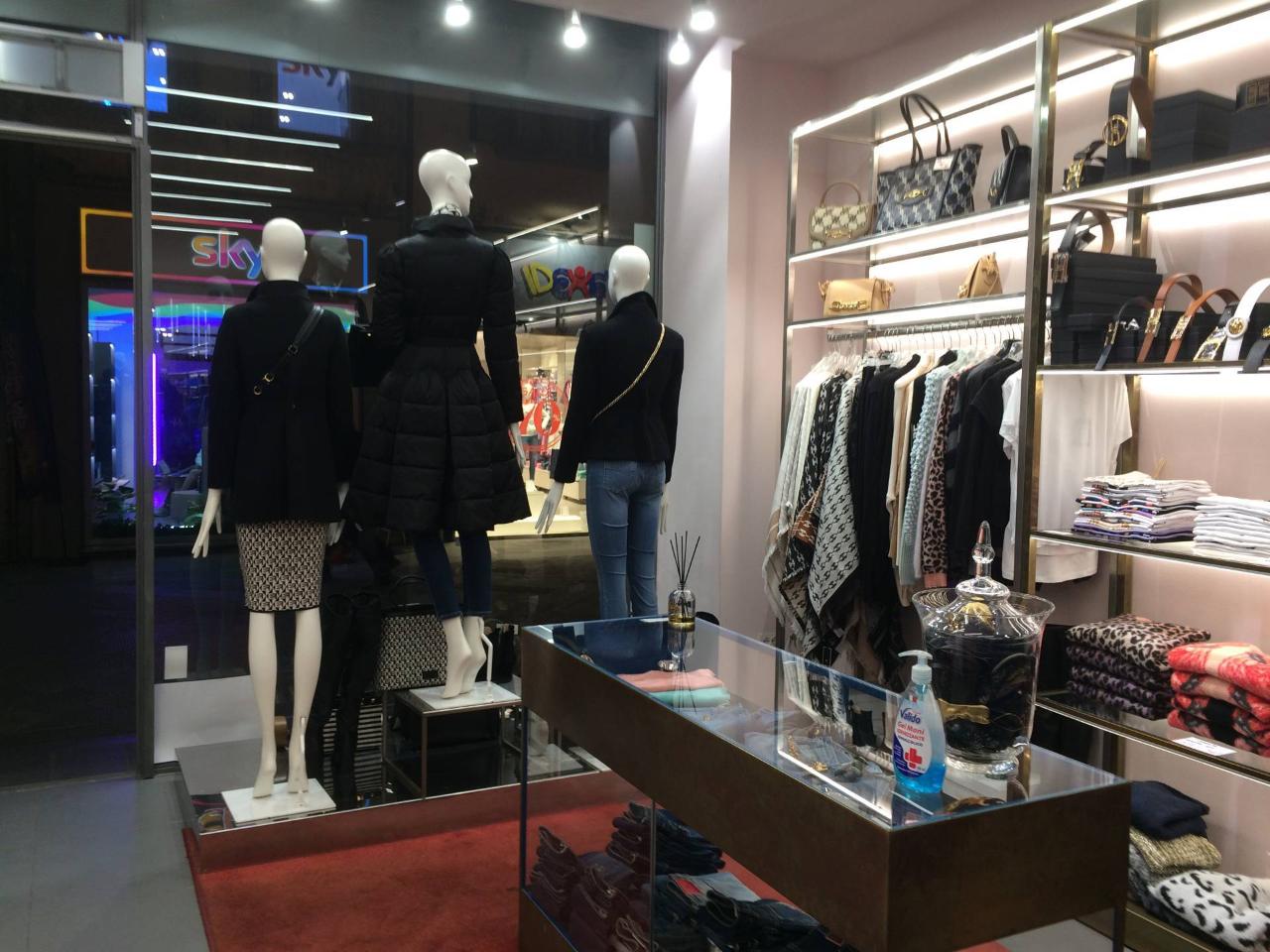 Esercizio commerciale in Corso Italia, Pisa, {3} - Foto 1