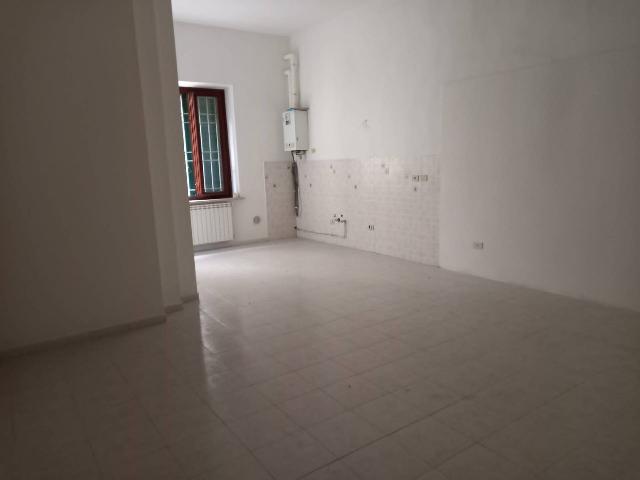 4-room flat in Via Ugo La Malfa, Cascina - Photo 1