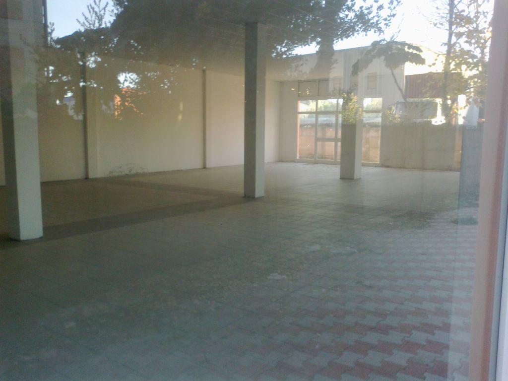 Esercizio commerciale in Via Fosso Vecchio, Cascina, {3} - Foto 2