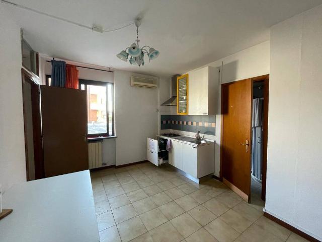 2-room flat in Via Tosco Romagnola, Cascina - Photo 1