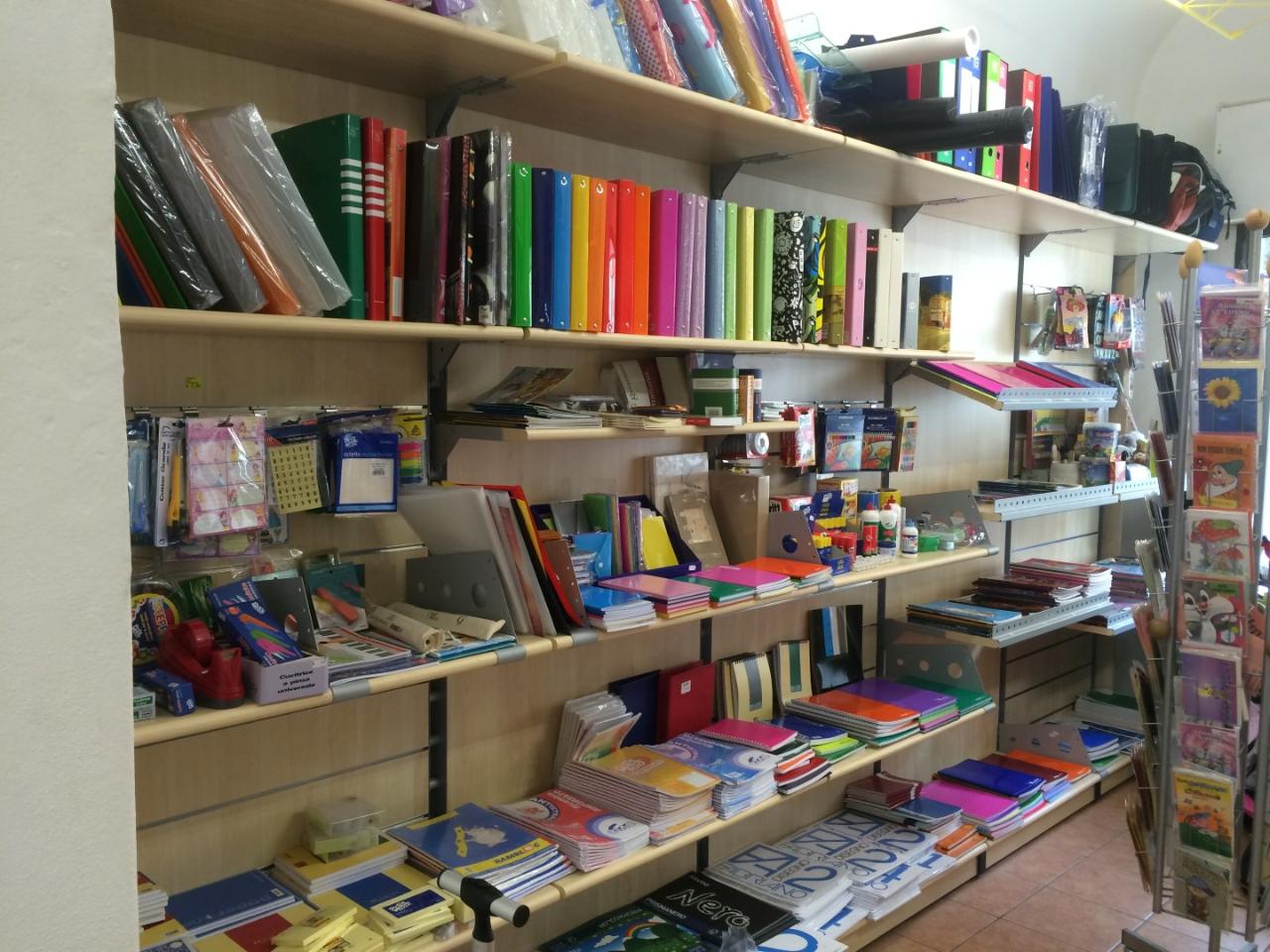 Esercizio commerciale in Piazza Francesco Domenico Guerrazzi, Pisa, {3} - Foto 1