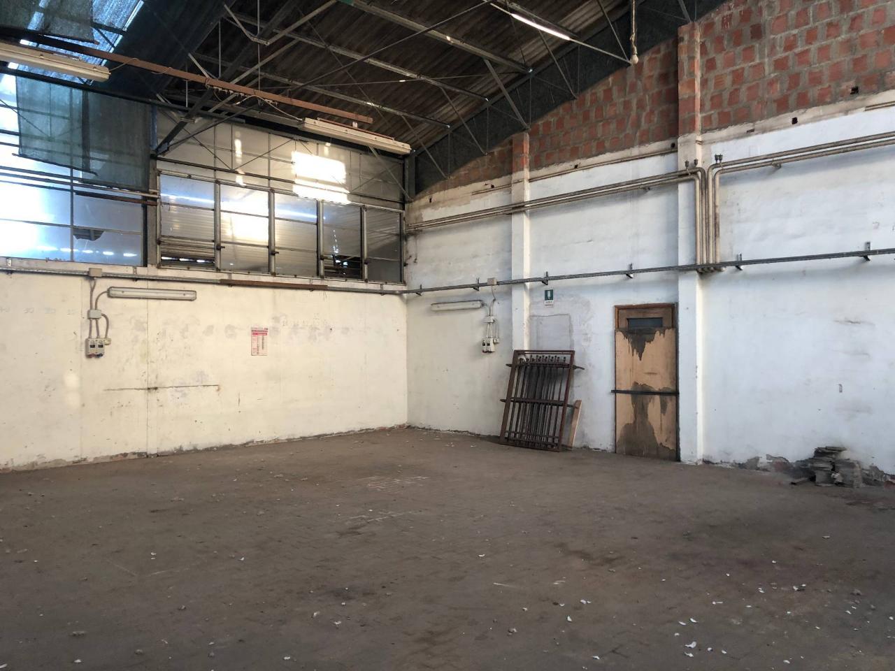 Esercizio commerciale in Via Lenin -, San Giuliano Terme, {3} - Foto 1