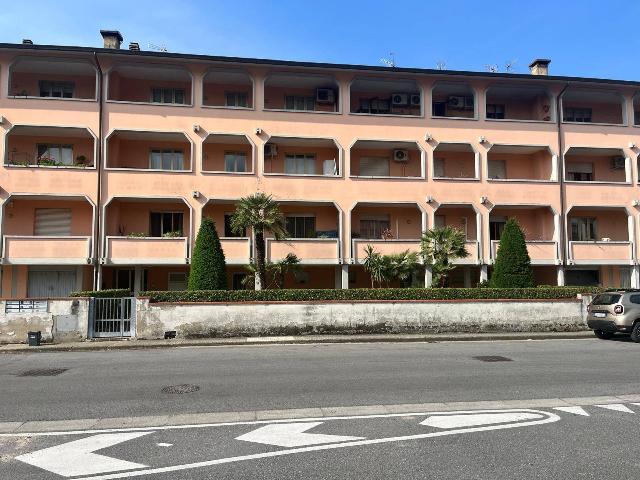 Apartament in Via Pergolesi 1, Cascina - Photo 1