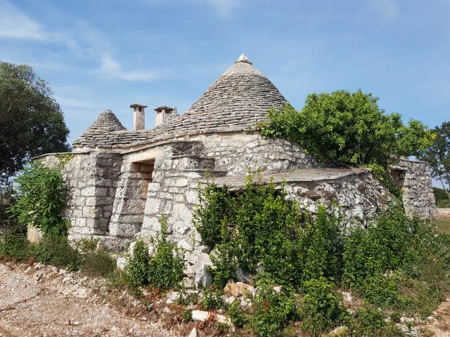 Trullo, Martina Franca - Photo 1