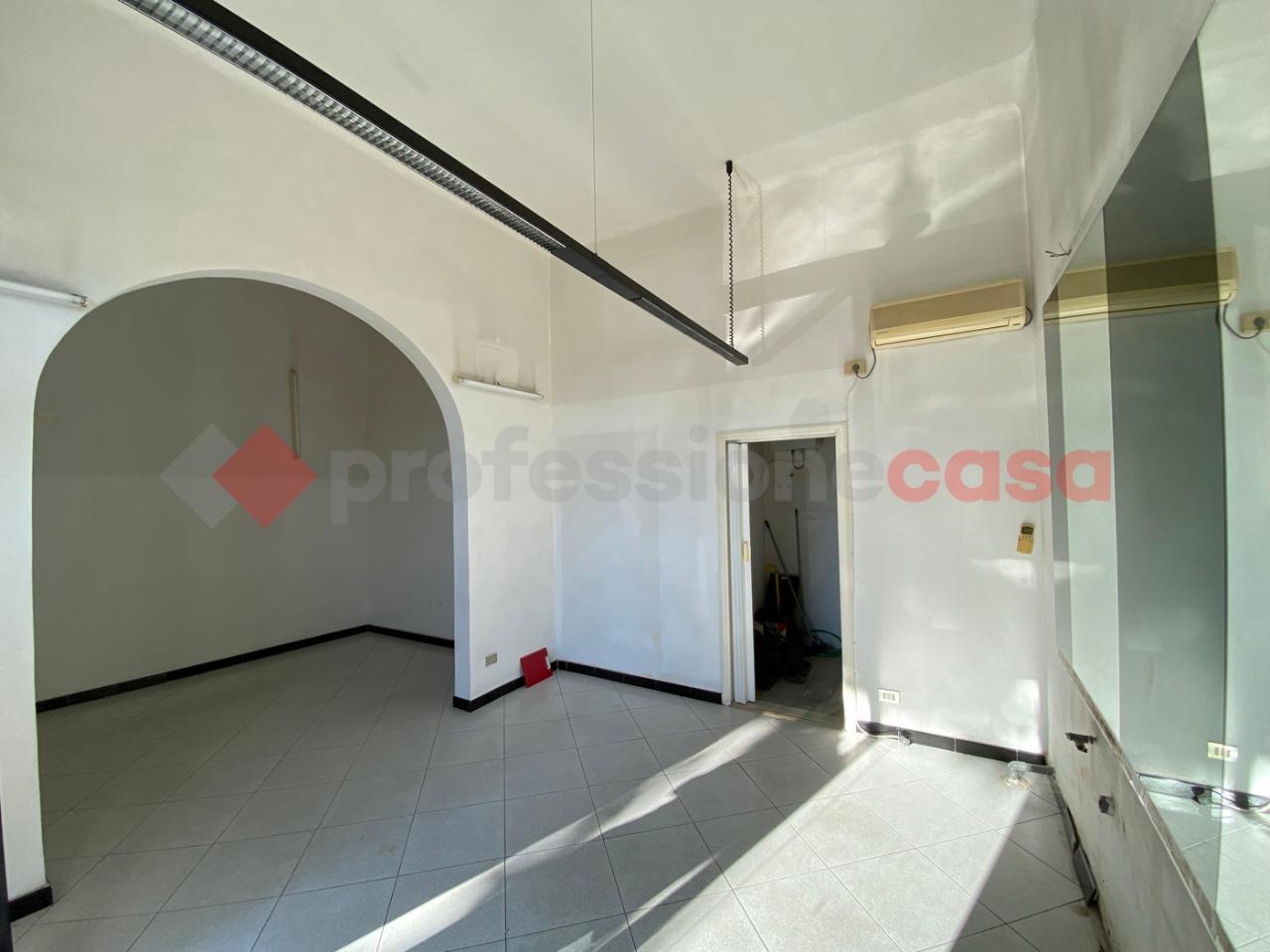 Negozio in , Livorno, {3} - Foto 1
