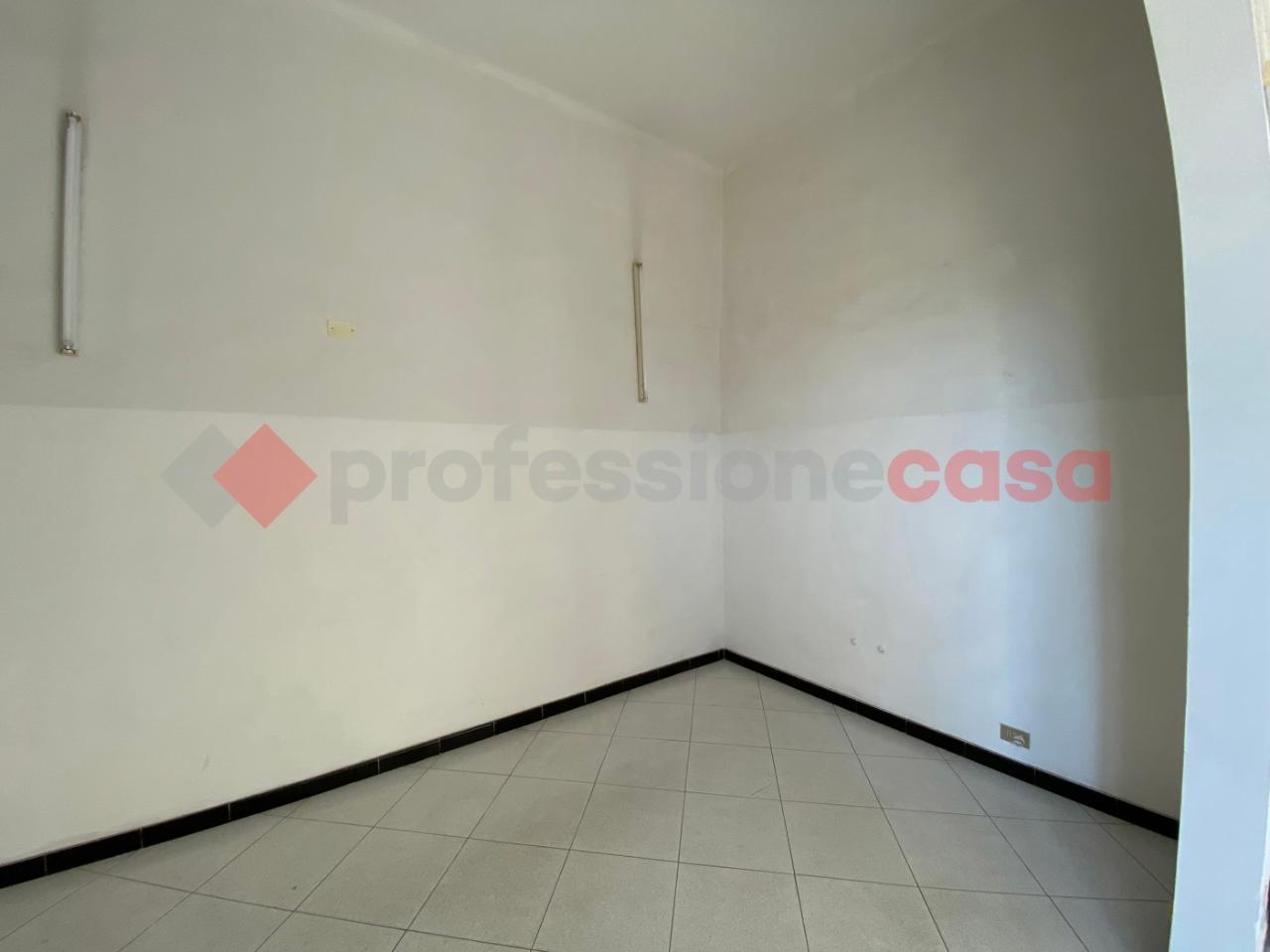 Negozio in , Livorno, {3} - Foto 2