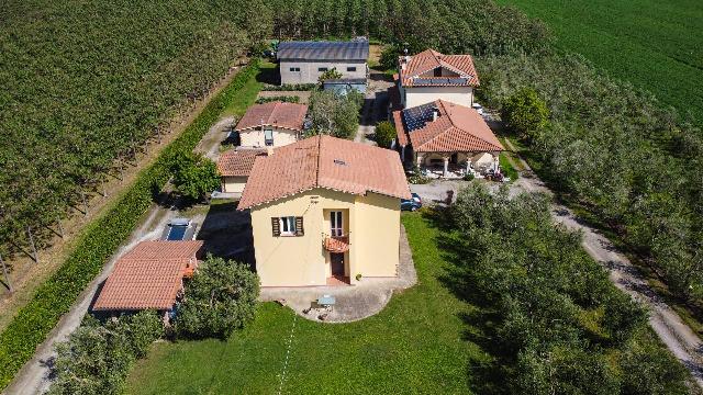 Mansion in Strada Squadre 1, Castiglione della Pescaia - Photo 1