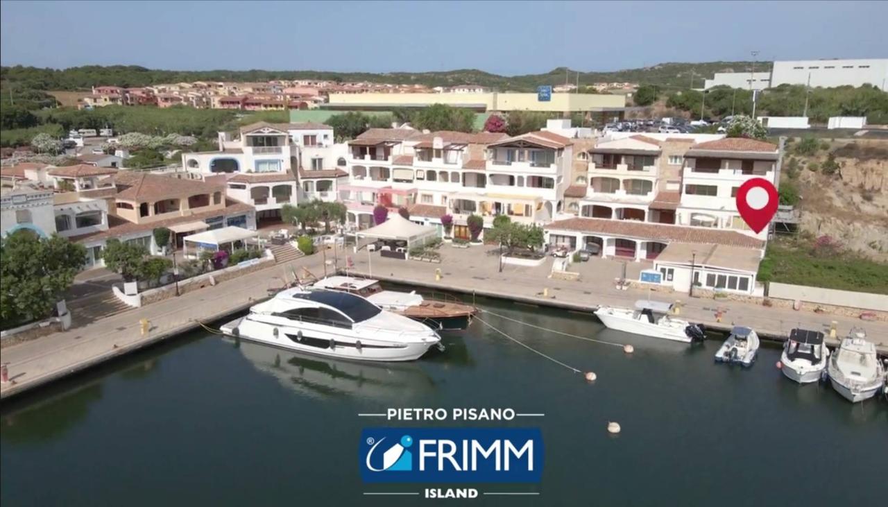 Negozio in Via Molo Il Chiostro Snc, Santa Teresa Gallura - Foto 1