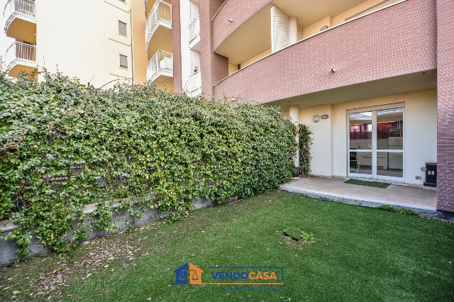 2-room flat in Via Peschiera 7, Moncalieri - Photo 1